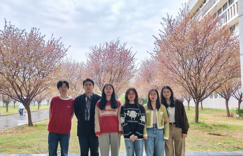 新研发 ModPaws 模块化宠物智能硬件pg电子免费试玩模拟器湖北经济学院学子创(图1)