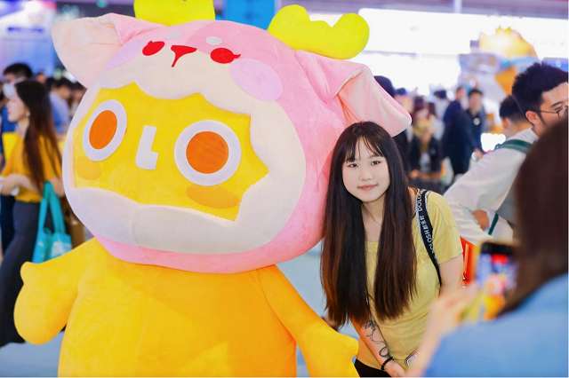 内首款磷虾鹿肉烘焙猫粮惊喜亮相它博会pg电子平台欧睿权威认证都乐时携国(图5)