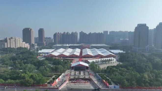 一座小城养出全球最大猪肉巨头pg电子模拟器免费试玩河南(图4)